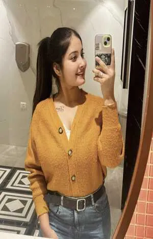 young call girl in Vasant Vihar