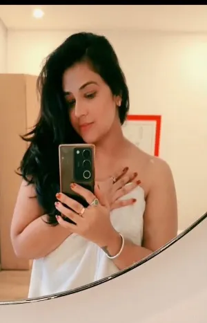 call girl in Vasant Vihar