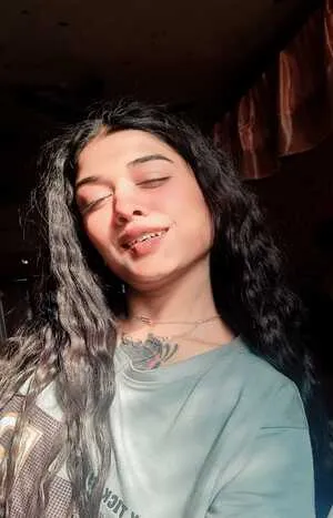 VIP call girl in Vasant Vihar