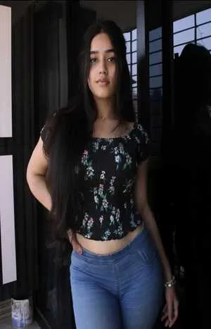 call girl service in Vasant Vihar